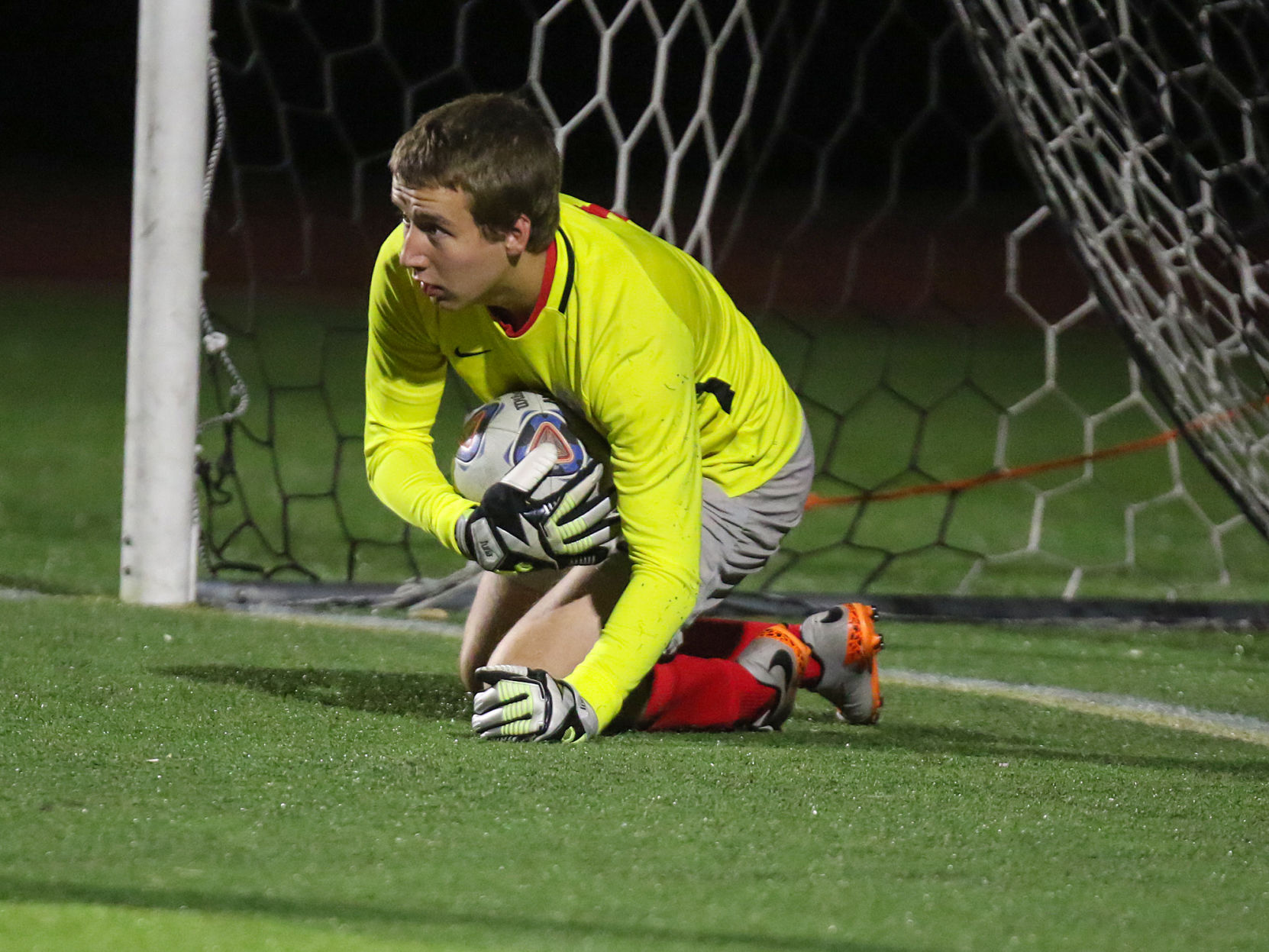 DuBourg vs. Lutheran South soccer